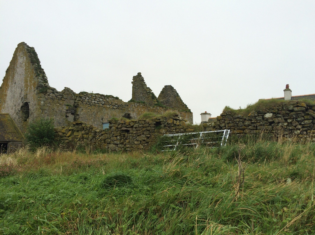 Ormiclate Castle景点图片