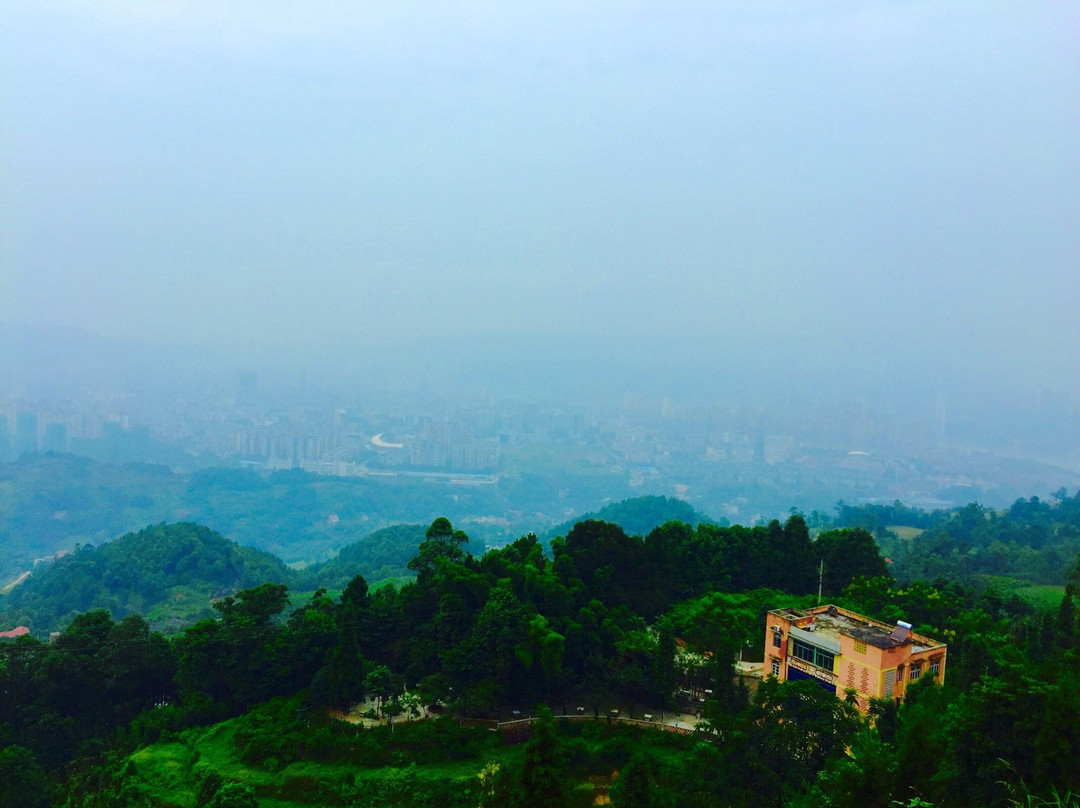 七星山黑塔-宜宾市必去景点