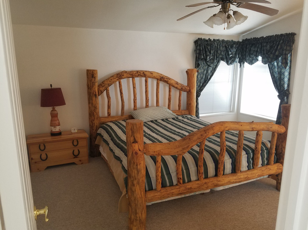 Raven Roost Bunk House主图