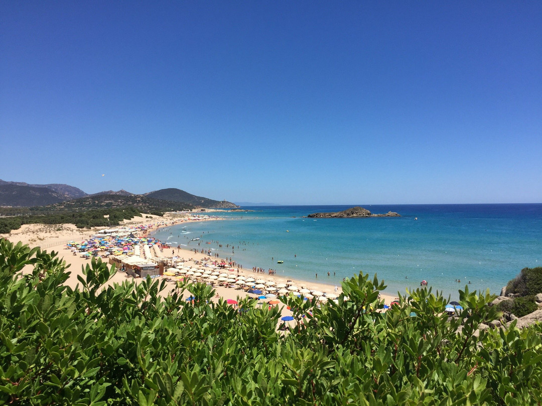 Beach Club Su Giudeu-Domus de Maria必去景点