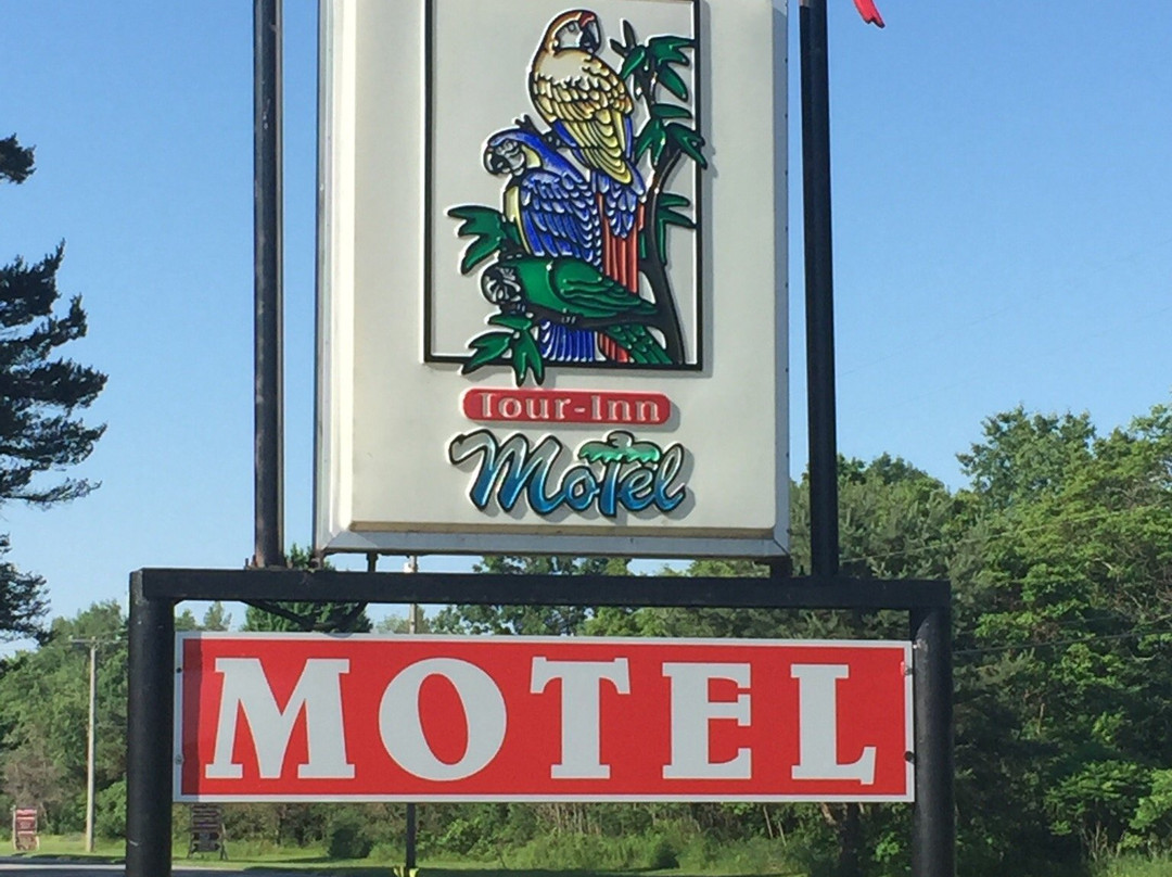 Tour-Inn Motel主图