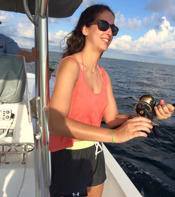 Russell's Coastal Fishing-橙色海湾必去景点