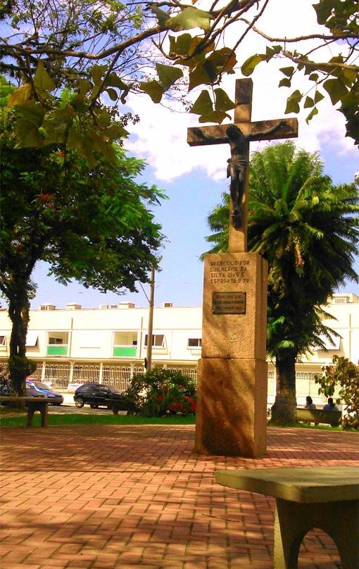 Praca Conde de Moreira Lima-Lorena必去景点