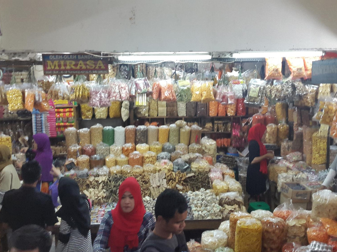 Pasar Baru Trade Center-万隆必去景点