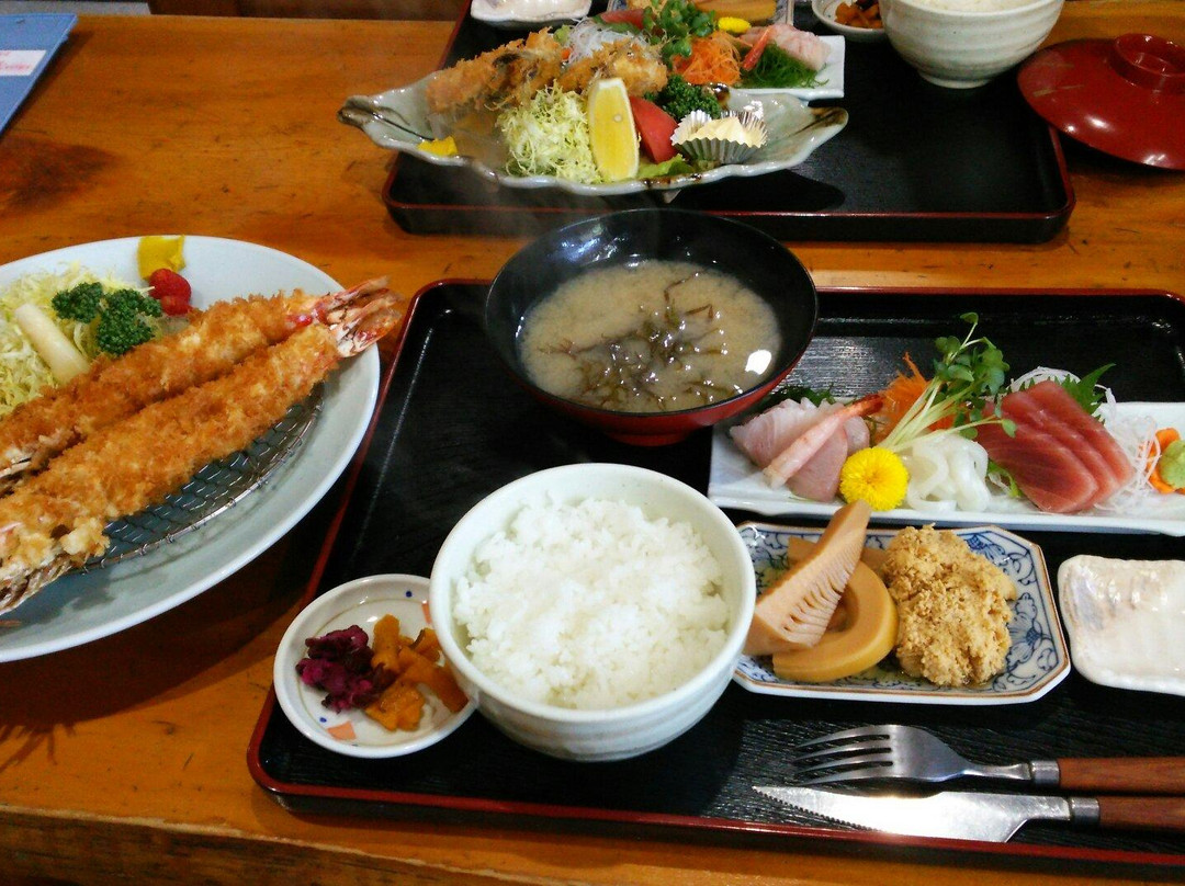 お食事処 かね光水産