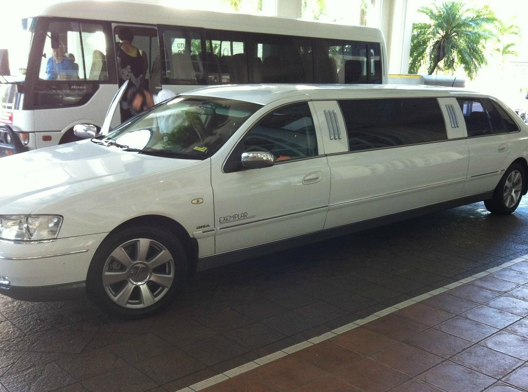 Exemplar Coaches And Limousines-道格拉斯港必去景点