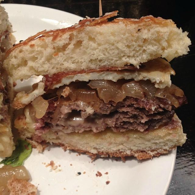 Presidencia Roque Saenz Pena餐馆和美食-La 51