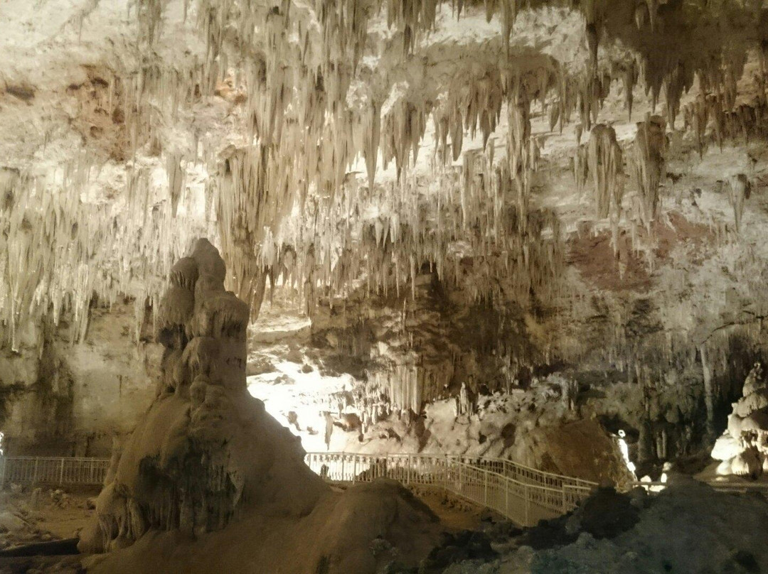 Les Grottes de Beni Add景点图片