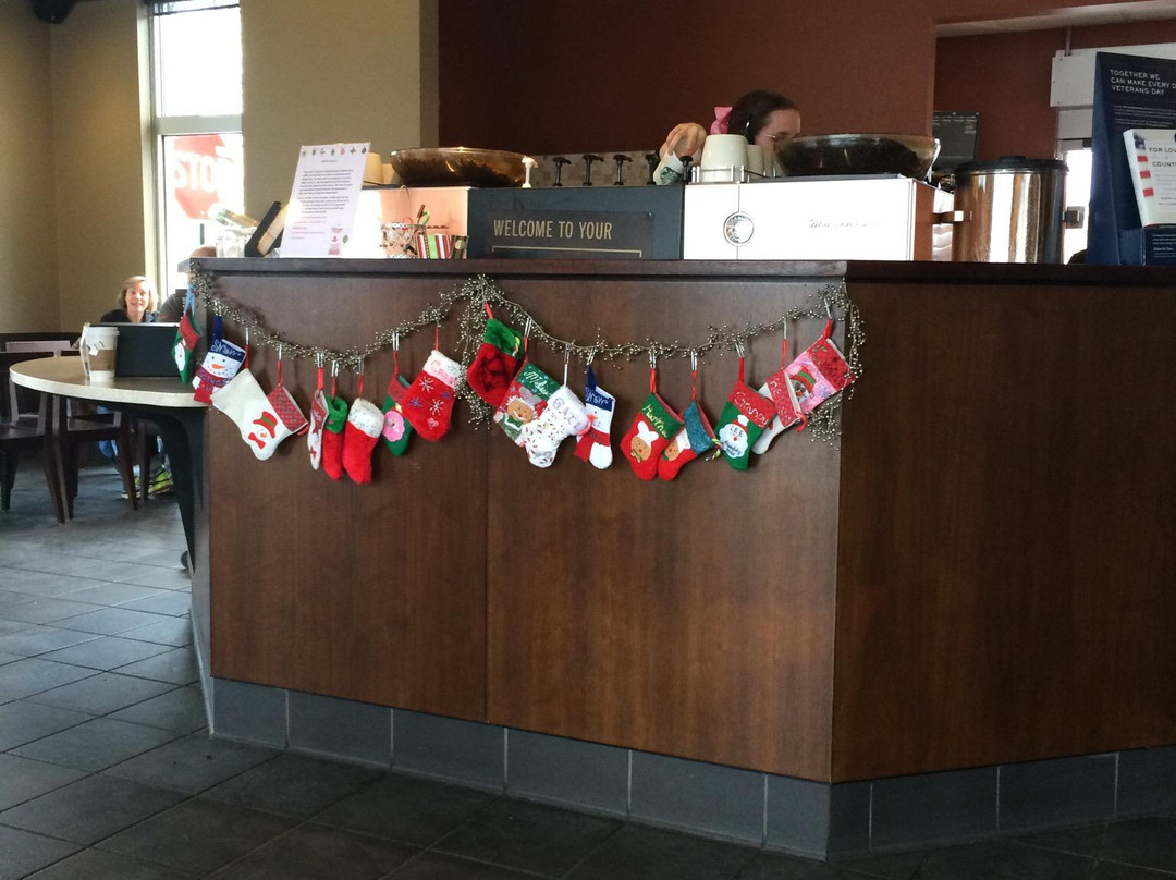 Hanover餐馆和美食-Starbucks