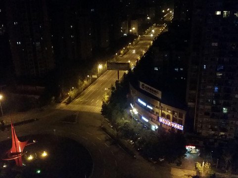 拓新瑞尔大酒店主图