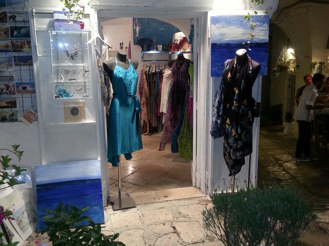 Boho-奥斯图尼必去景点