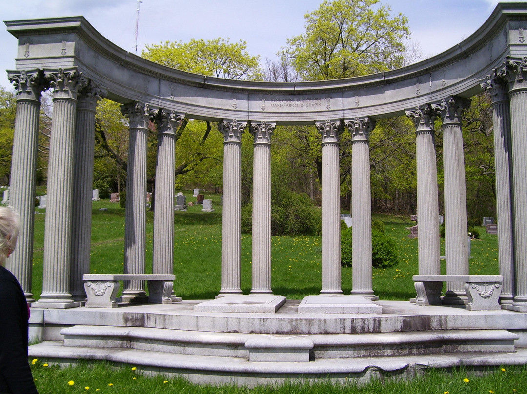 Oakwood Cemetery景点图片