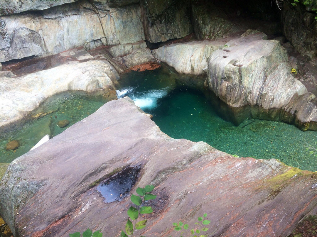 Warren Falls-Warren必去景点