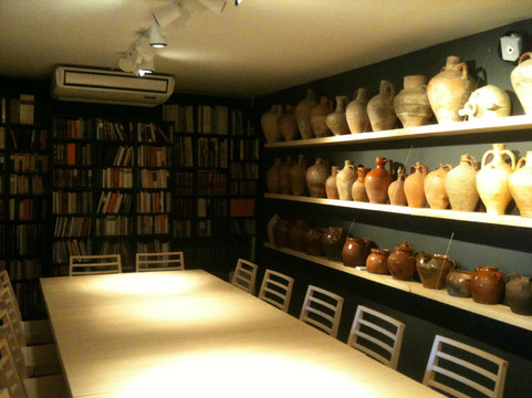 El Papiol餐馆和美食-4 Canyes