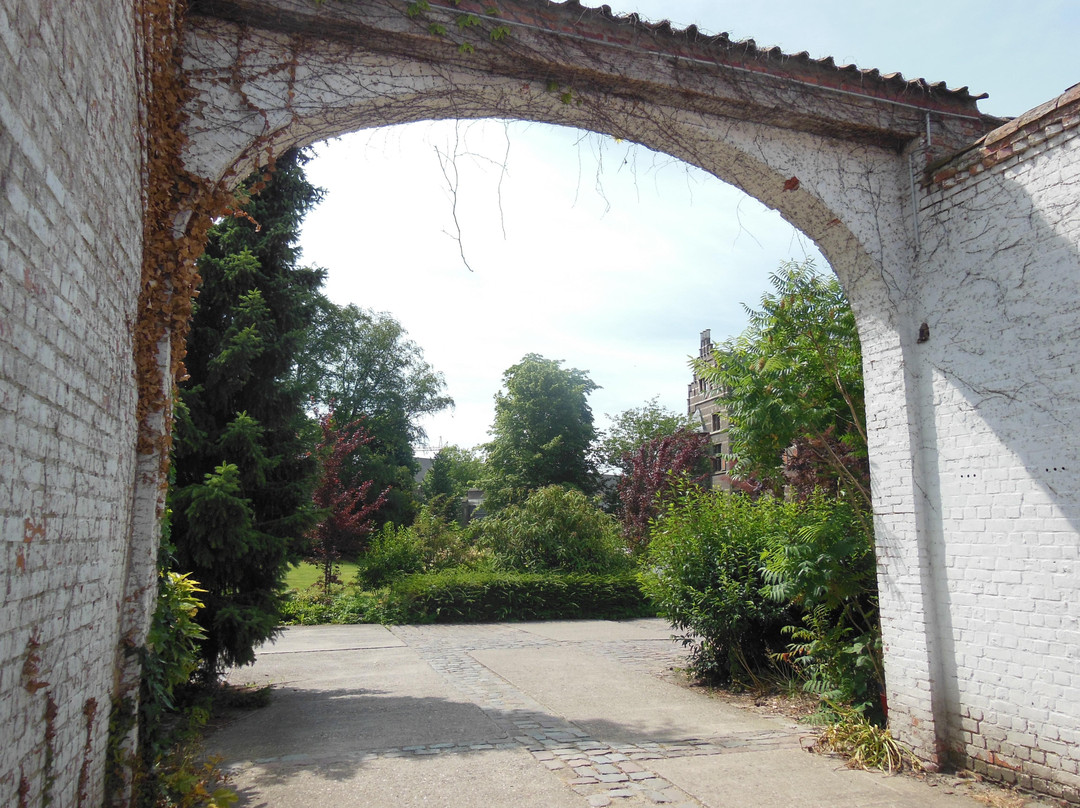 Abbey of Saint Peter and Paul景点图片