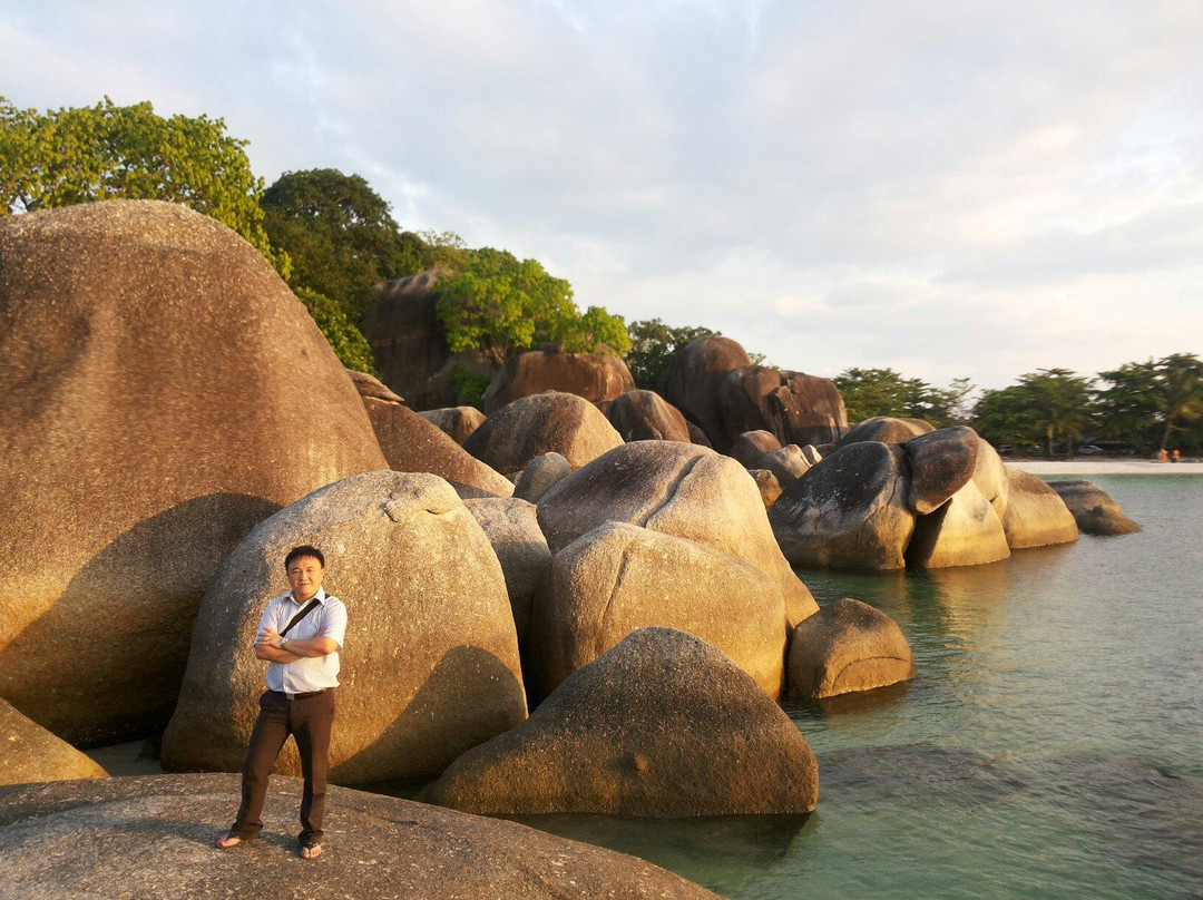 Tanjung Tinggi Beach-勿里洞岛必去景点