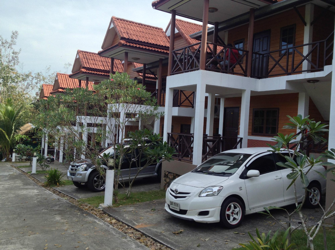 班蒲度假村主图