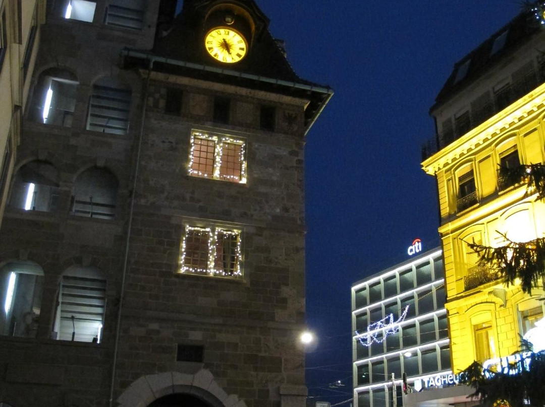 The Molard Tower-日内瓦必去景点