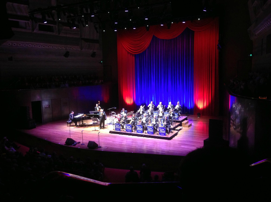 艺术中心-墨尔本必去景点