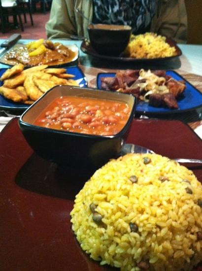 Humacao Restaurant and Lounge