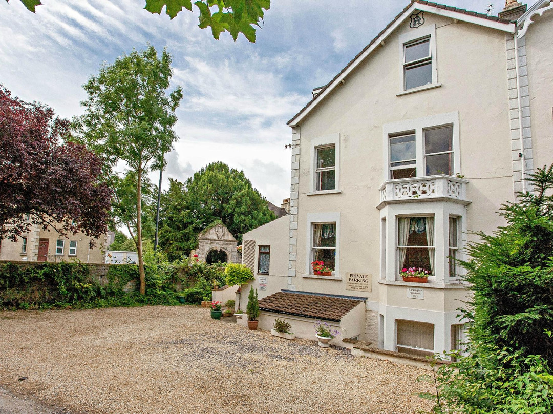 Manor Lodge Guest House主图