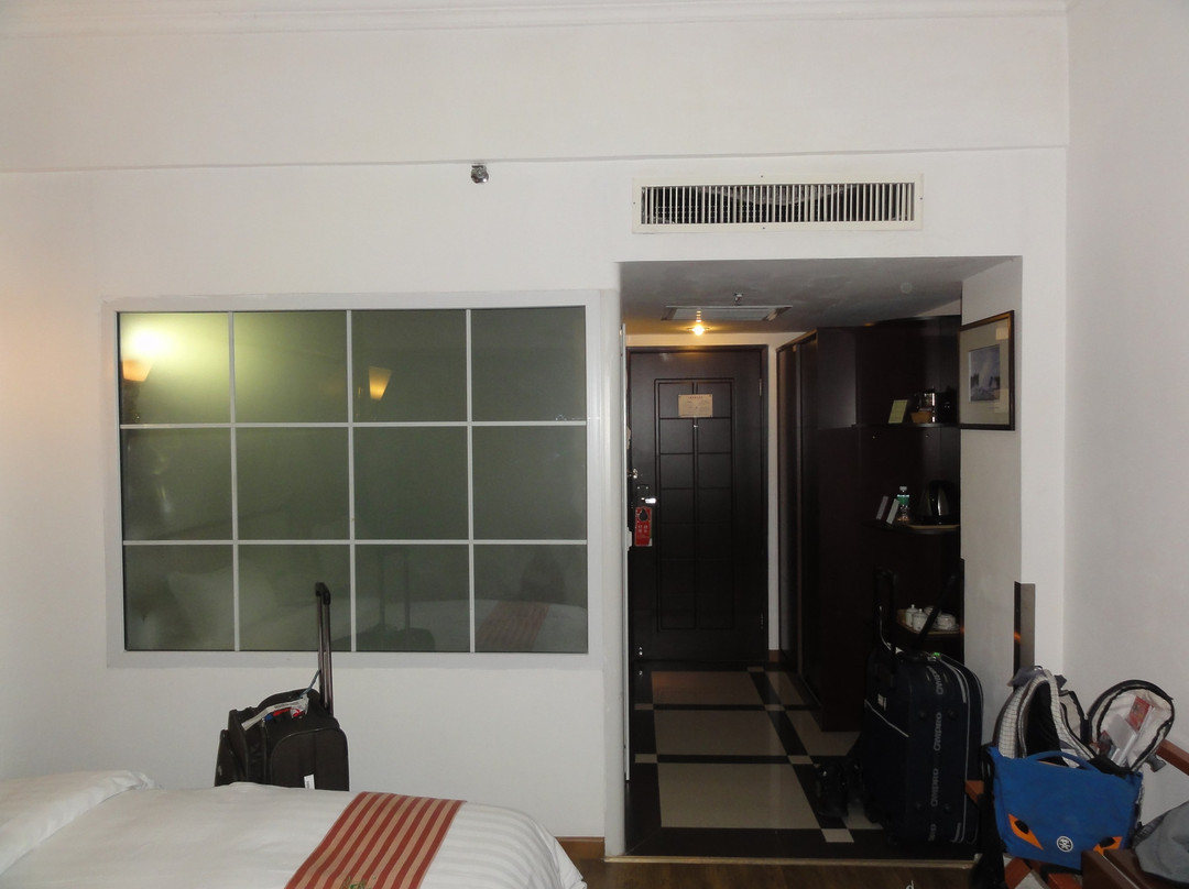珠海特区大酒店（广州北京路步行街西门口地铁站店）主图