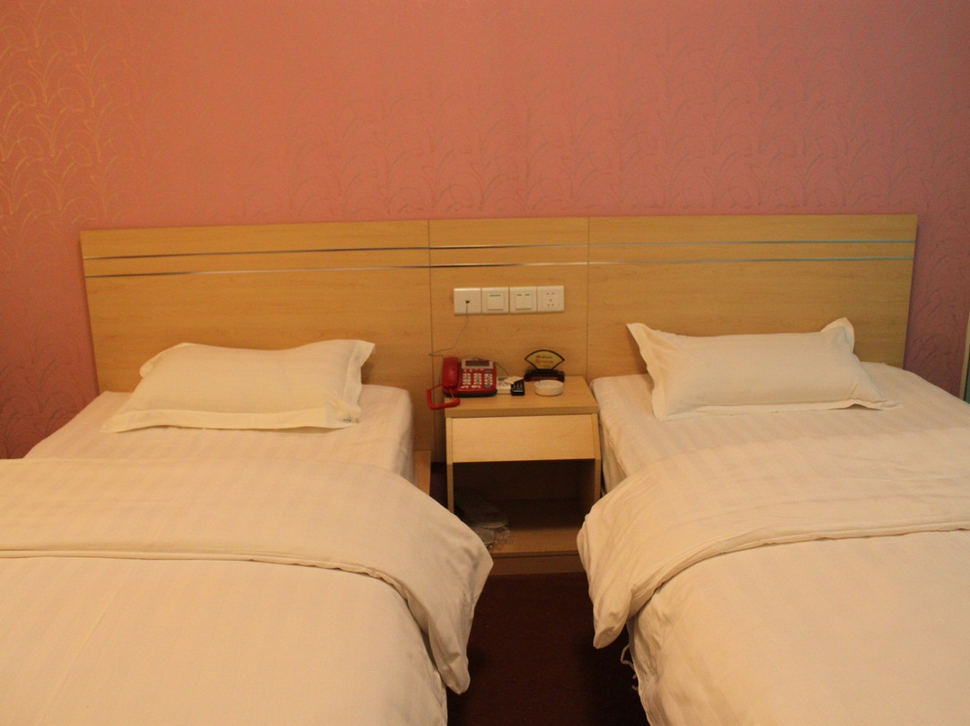 机场头等舱商务酒店主图