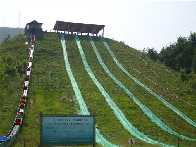 雪山彩虹谷-沂水县必去景点