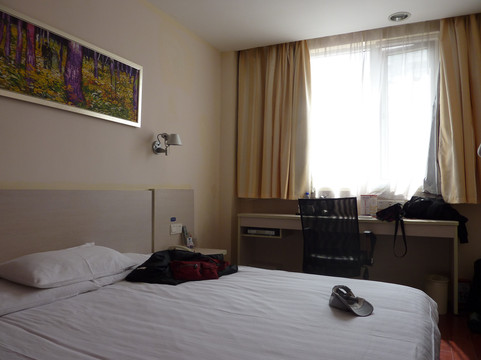 东照酒店（广州西门口地铁站光孝店）主图