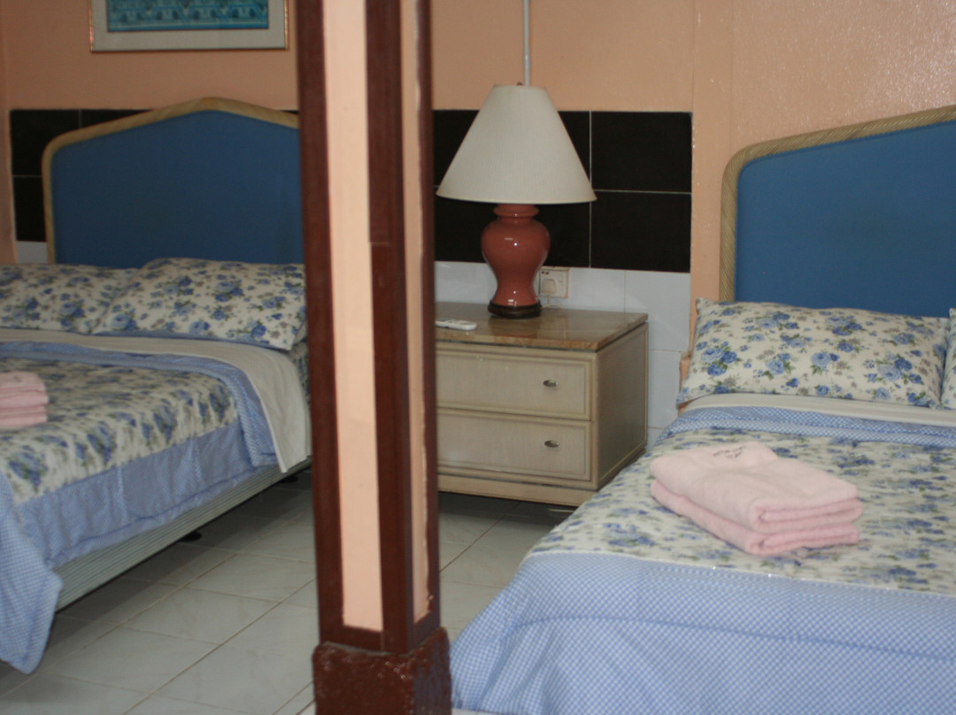 Ali's Ferringhi Guest House