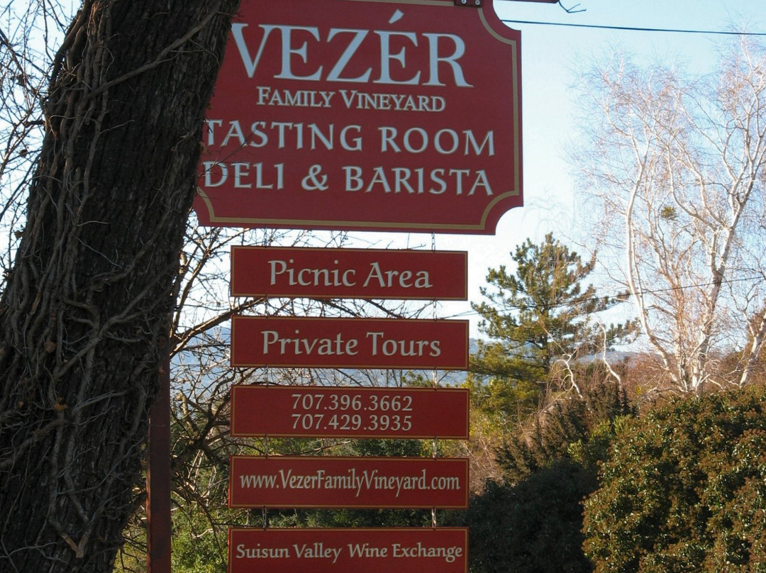 Vezer Family Vineyard景点图片