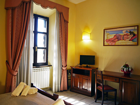 Torrice酒店住宿-Tenuta Del Massimo Feudo Albergo Ristorante