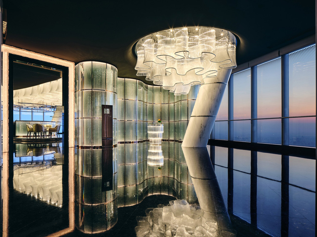Heavenly Jin (J Hotel Shanghai Tower)