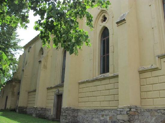 Church of St. Michael Archangel景点图片