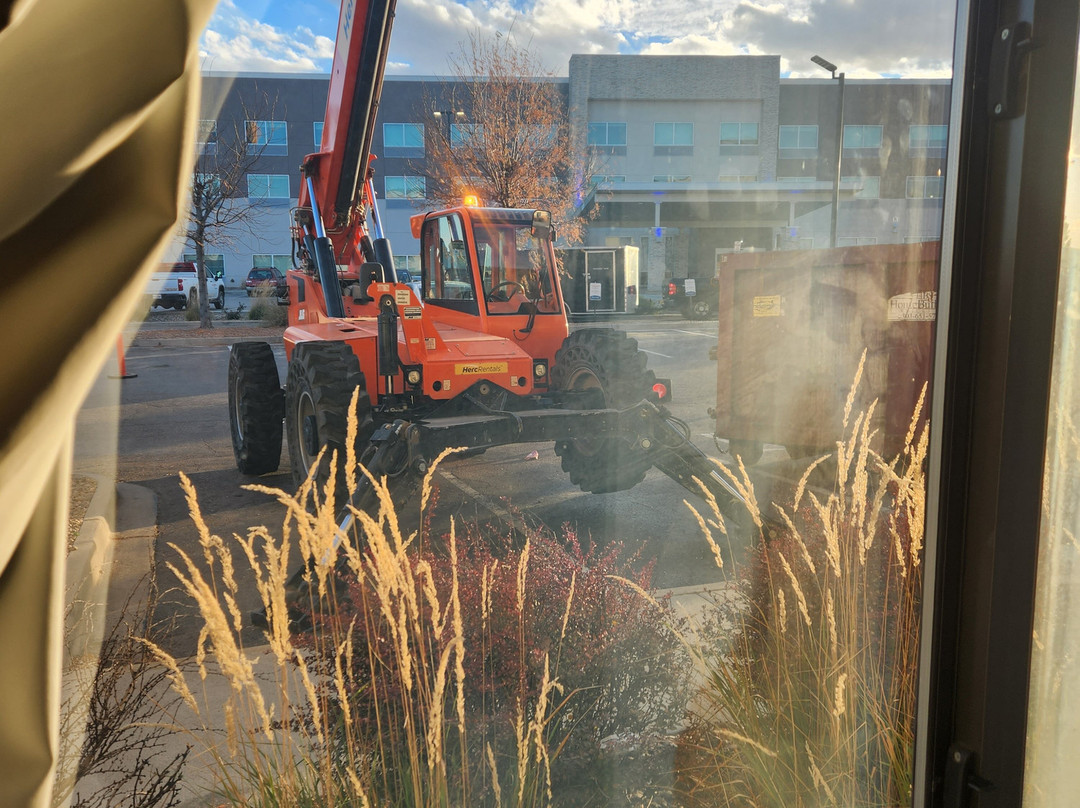 Comfort Suites Longmont主图