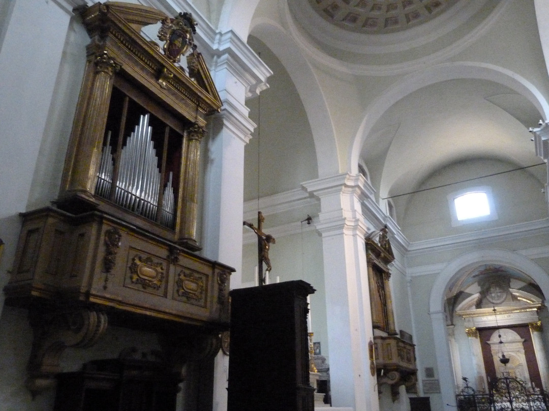 Concattedrale Dei Santi Alberto E Marziale景点图片