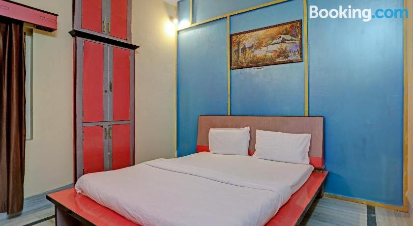 OYO Hotel Ram Ji Vatika