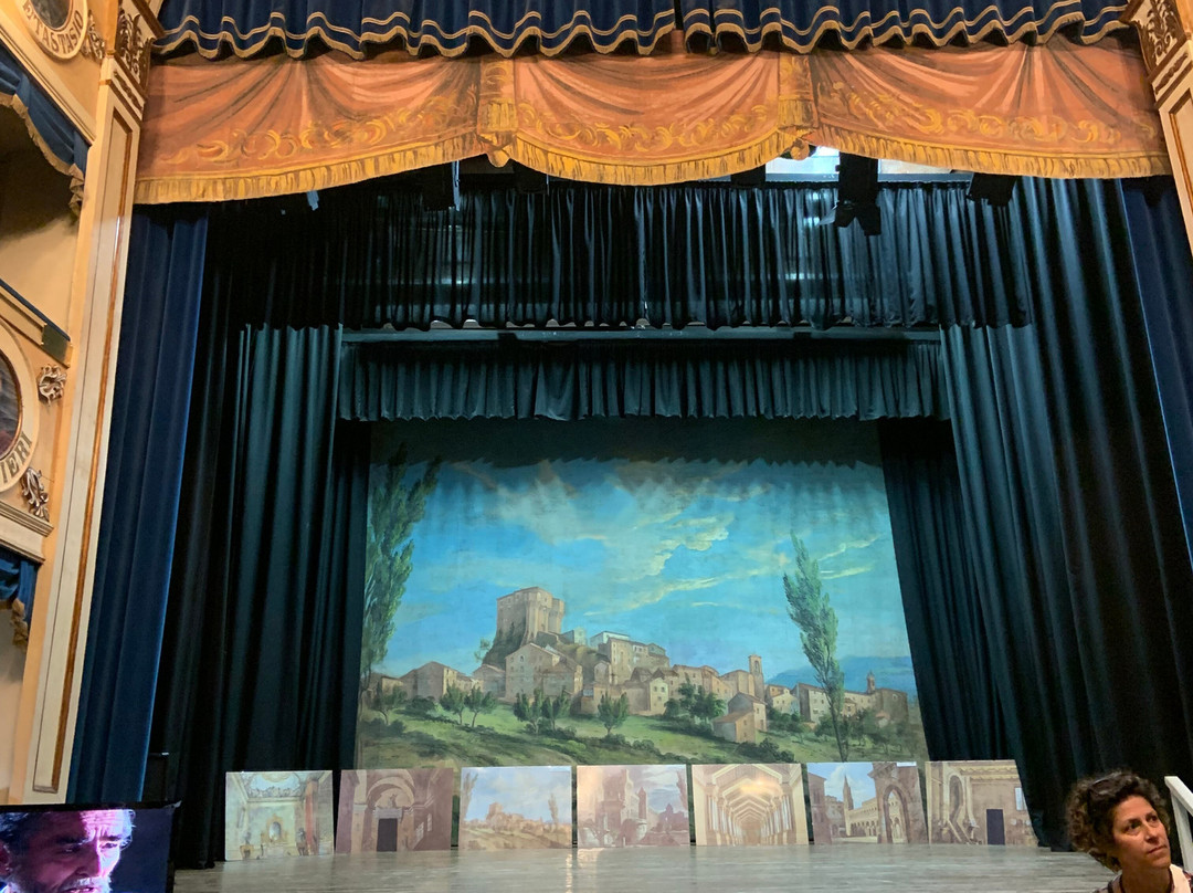 Teatro Angelo Mariani景点图片