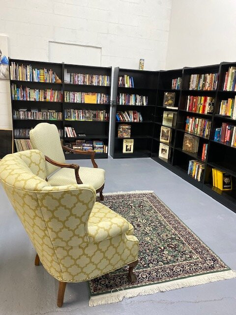 Humane Society Thrift Shop-维罗海滩必去景点