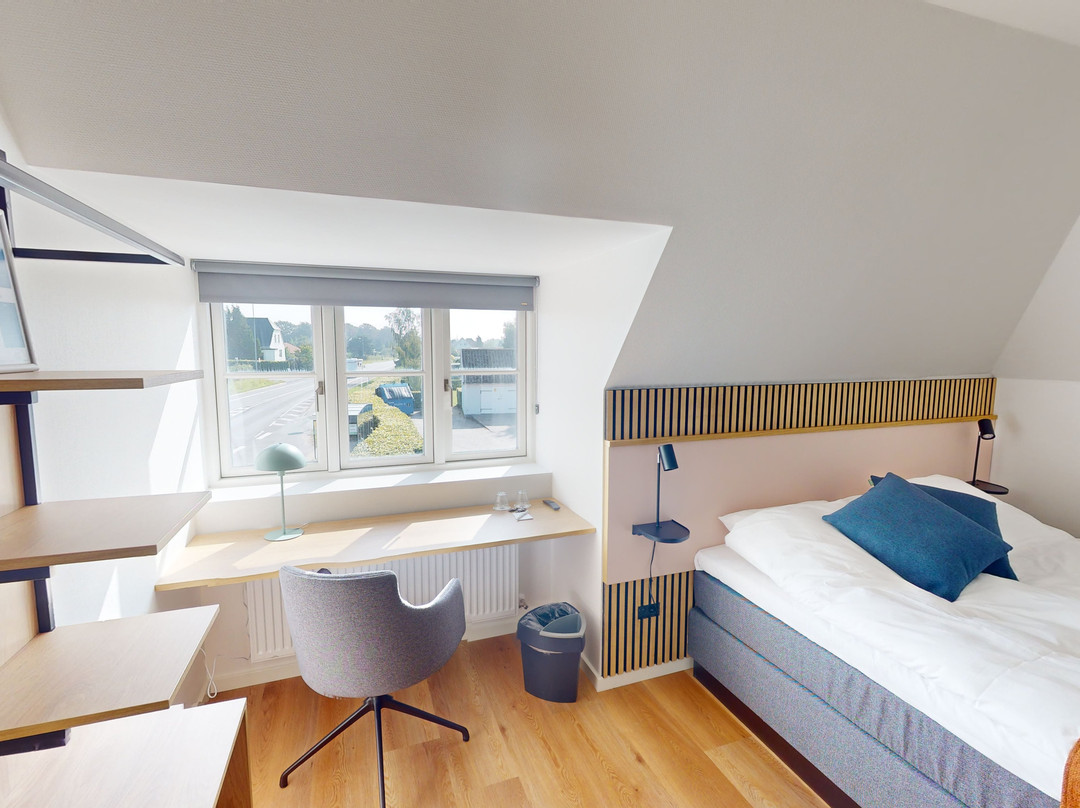 里德纳斯酒店&会议中心主图