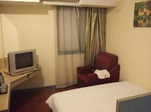 汉庭酒店(苏州三香广场地铁站店)主图