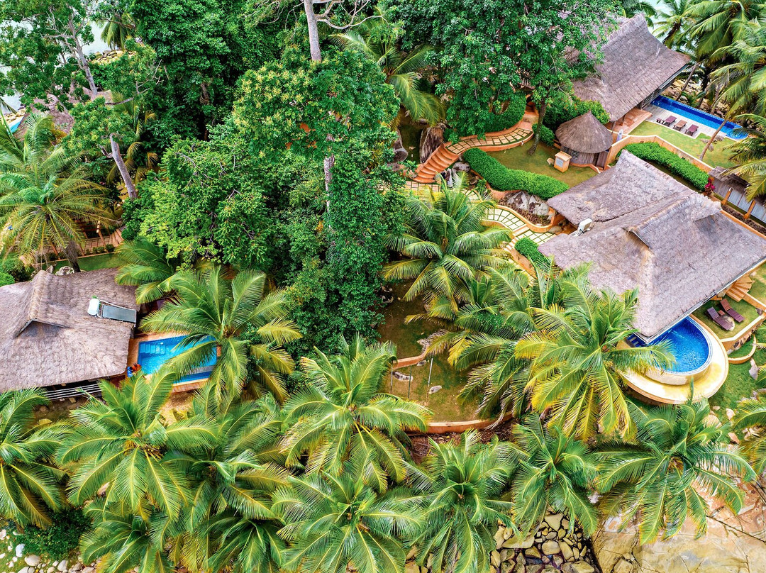 Lou Moon Resort - Eco Luxury主图