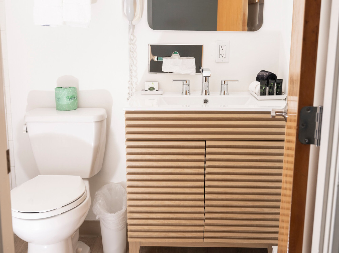 克里尔镇汽车旅馆主图