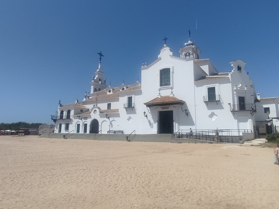 Santuario de Nuestra Señora del Rocío景点图片