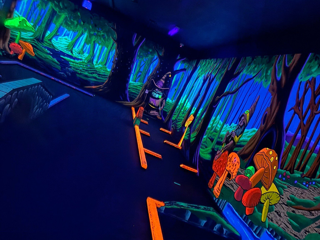 D&D Mini Golf-克拉克斯维尔必去景点