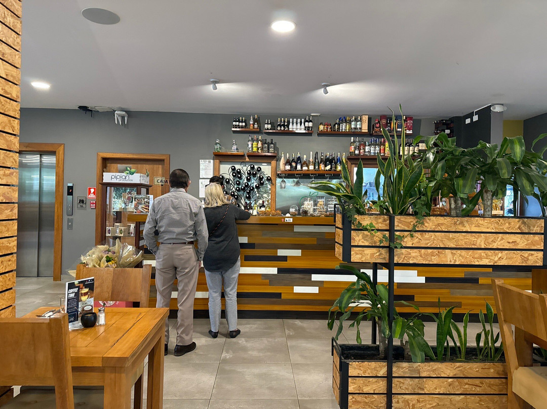 Ilalo Garden Hotel & Restaurant主图