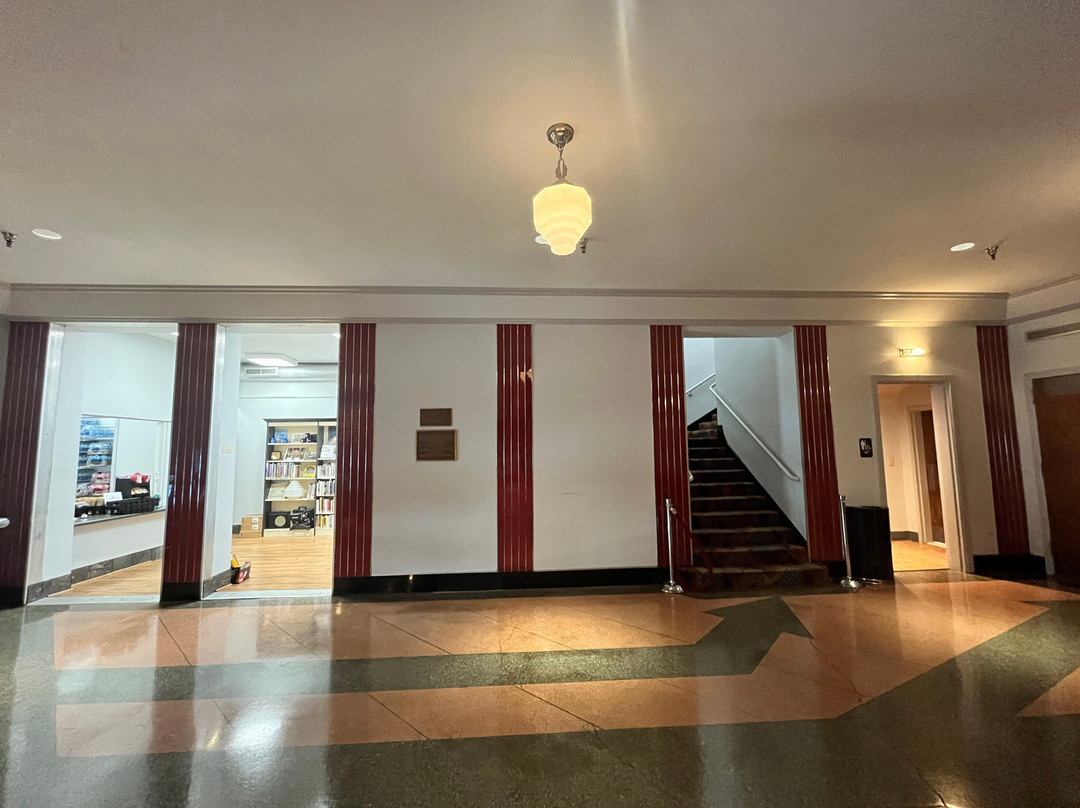 The Capitol-鲍灵格林必去景点