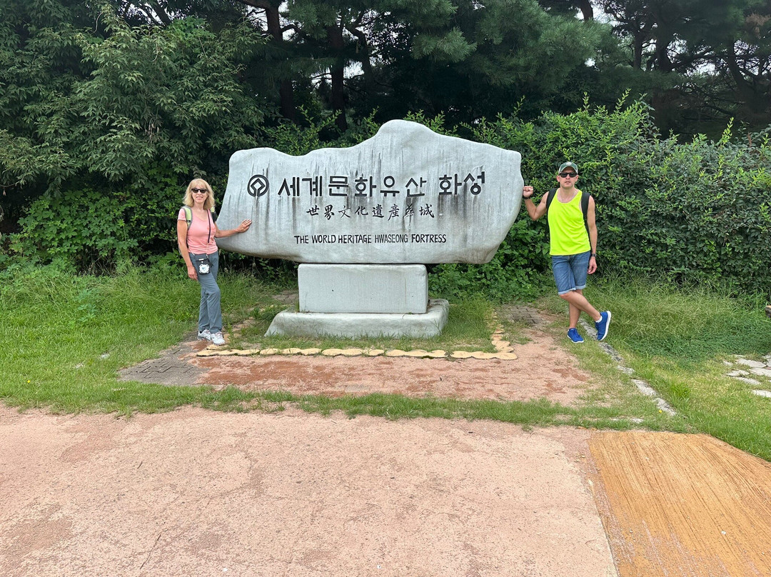 Hyowon’s Bell-水原市必去景点