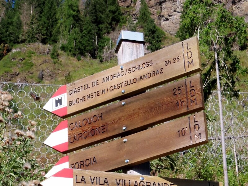 Villaggi Di Colcuc e Larzonei-Colle Santa Lucia必去景点