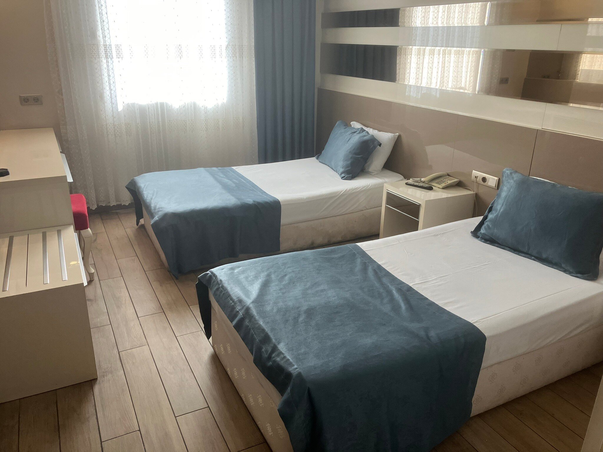 Zorbaz Otel-官方